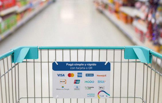 Cobrá con QR supermercados y farmacias