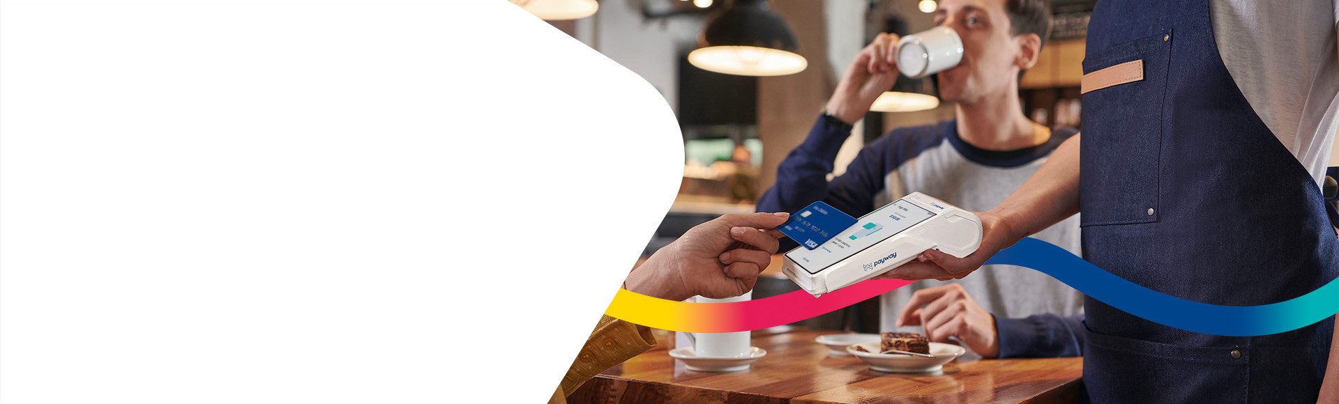 Acercá la terminal Payway Smart a la mesa para cobrarle a tus clientes